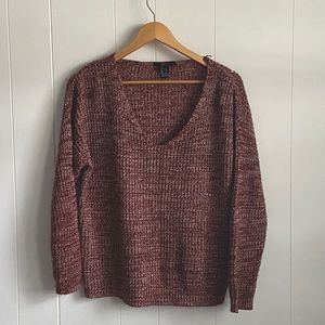 Never worn knitted sweater, fits a little bigger